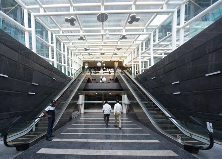 PINNACLE BUSINESS PARK